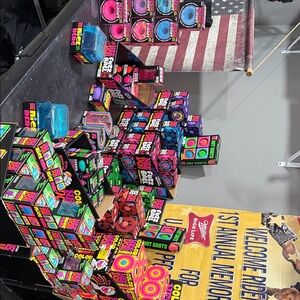 HUGEEE NEEDOH LOT TAKE IT ALL :)